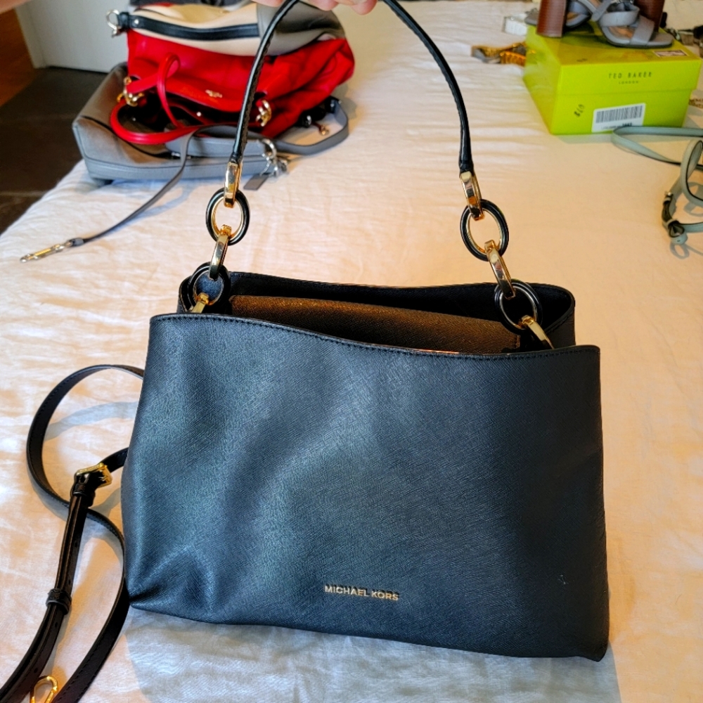 Michael Kors   Black hand bag